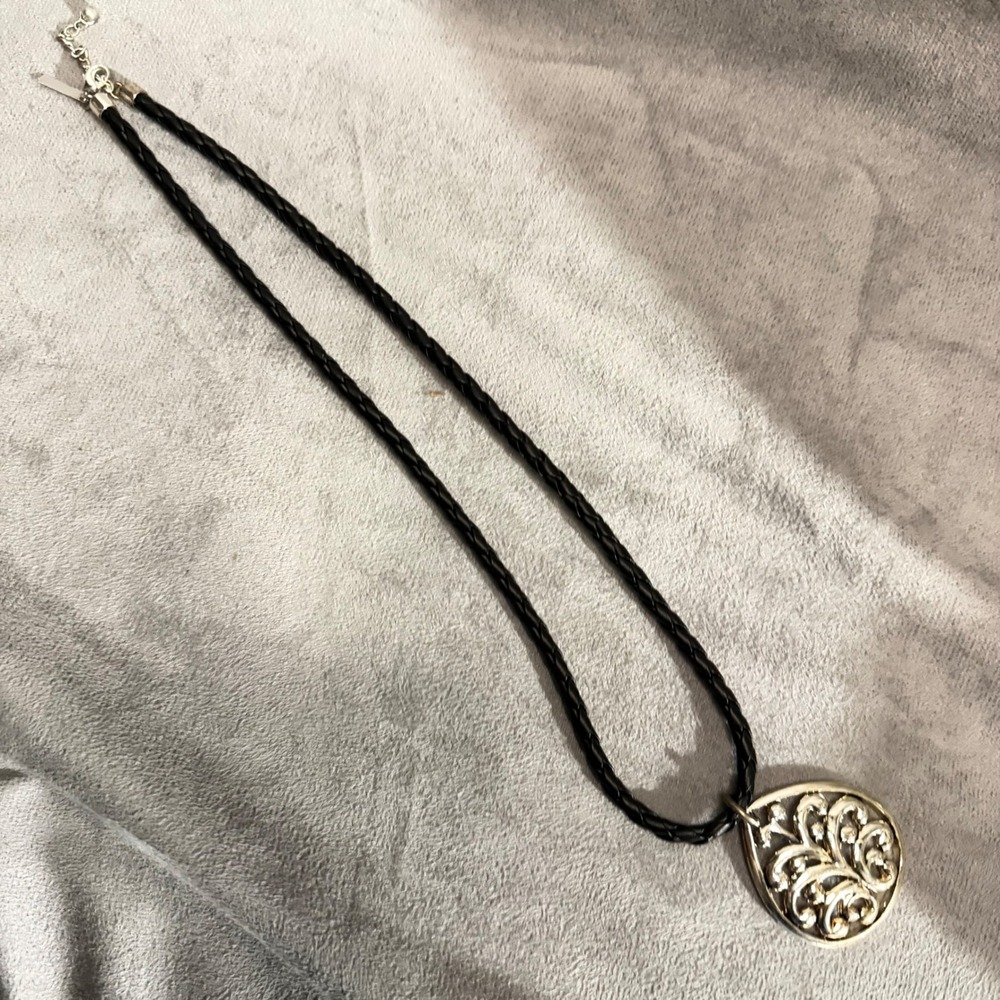 August Max Pendant Necklace Womens OS Black Braided Cord Silver Tone Filigree - Picture 7 of 11